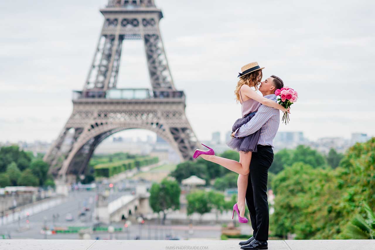 романтическое путешествие в париж